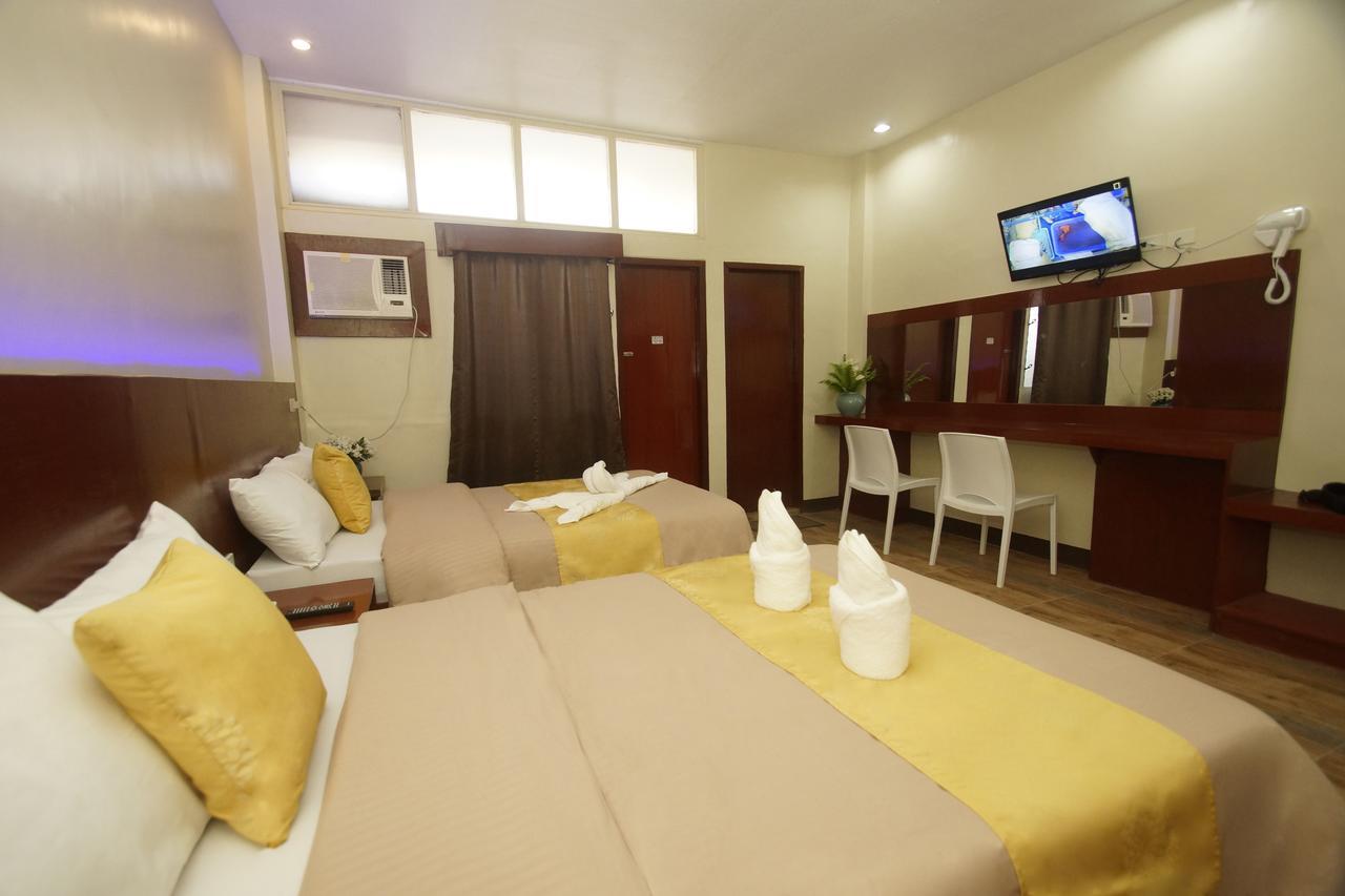 Hacasi Hotel Anibong Kültér fotó