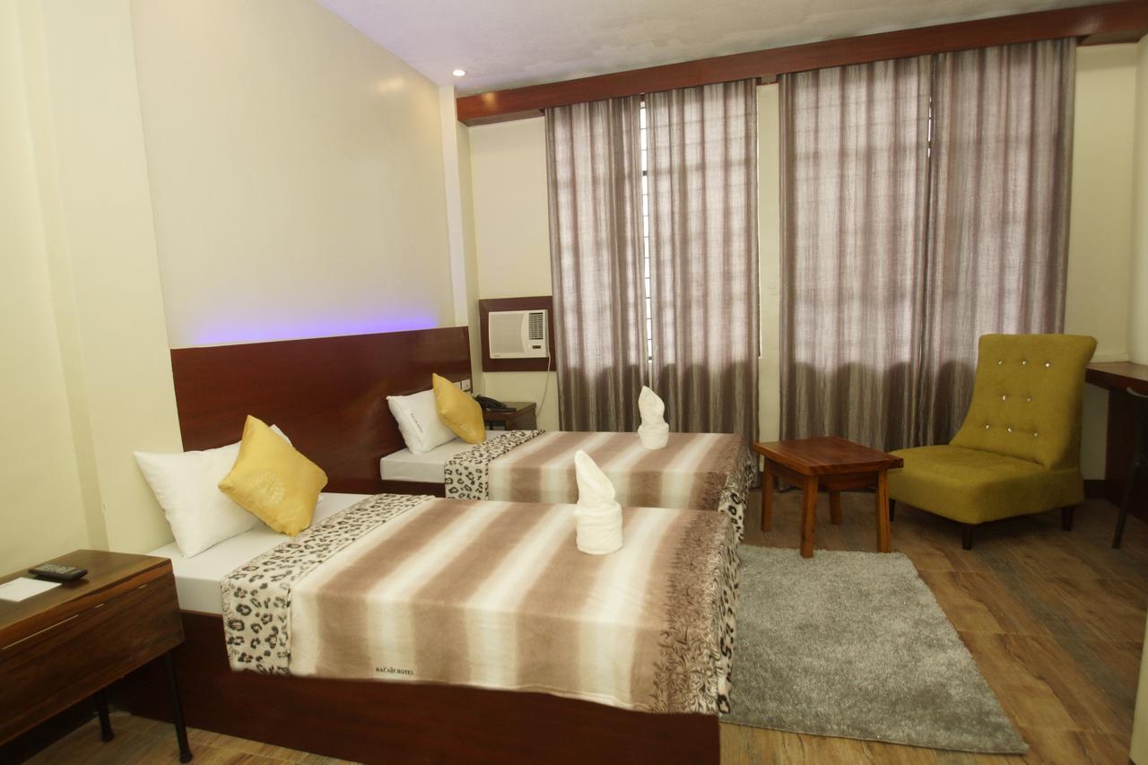Hacasi Hotel Anibong Kültér fotó