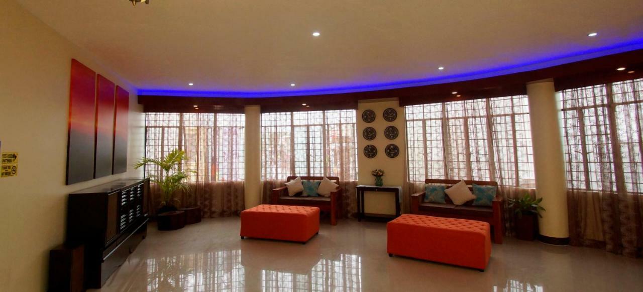 Hacasi Hotel Anibong Kültér fotó